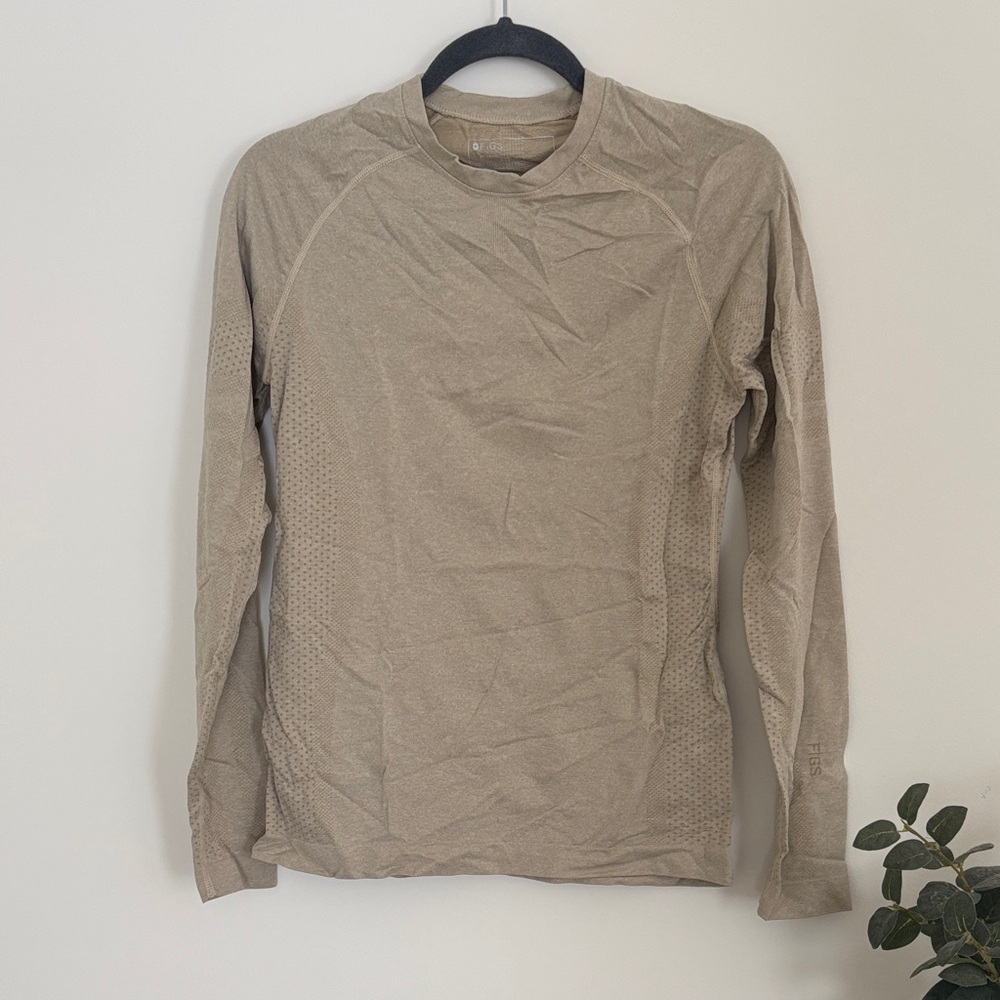 FIGS Women’s Salta Seamless Sleeve Underscrub